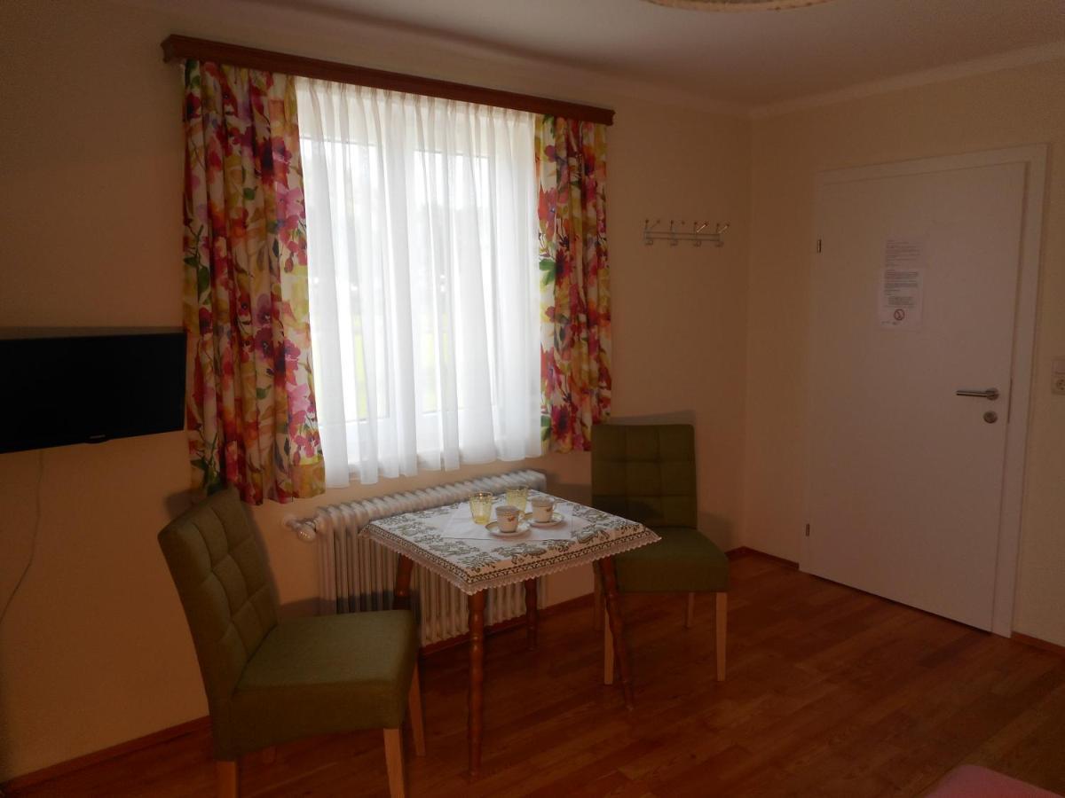 Haus Amalia Bed & Breakfast Strobl Luaran gambar